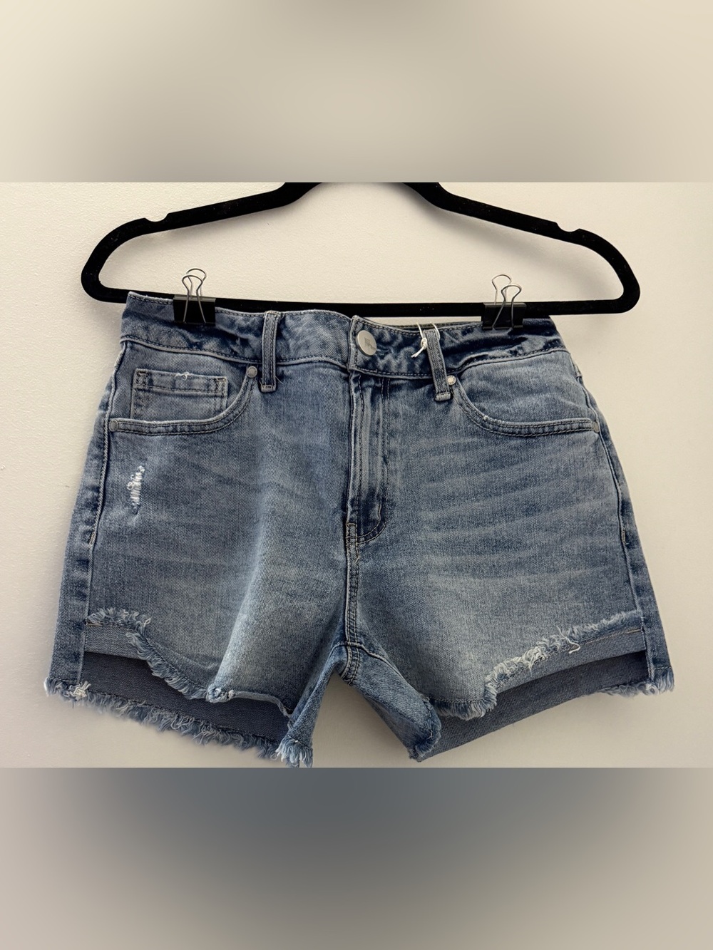 Women’s NWT 1822 Denim High Rise Frayed Hem Stretch Shorts Size 4/27